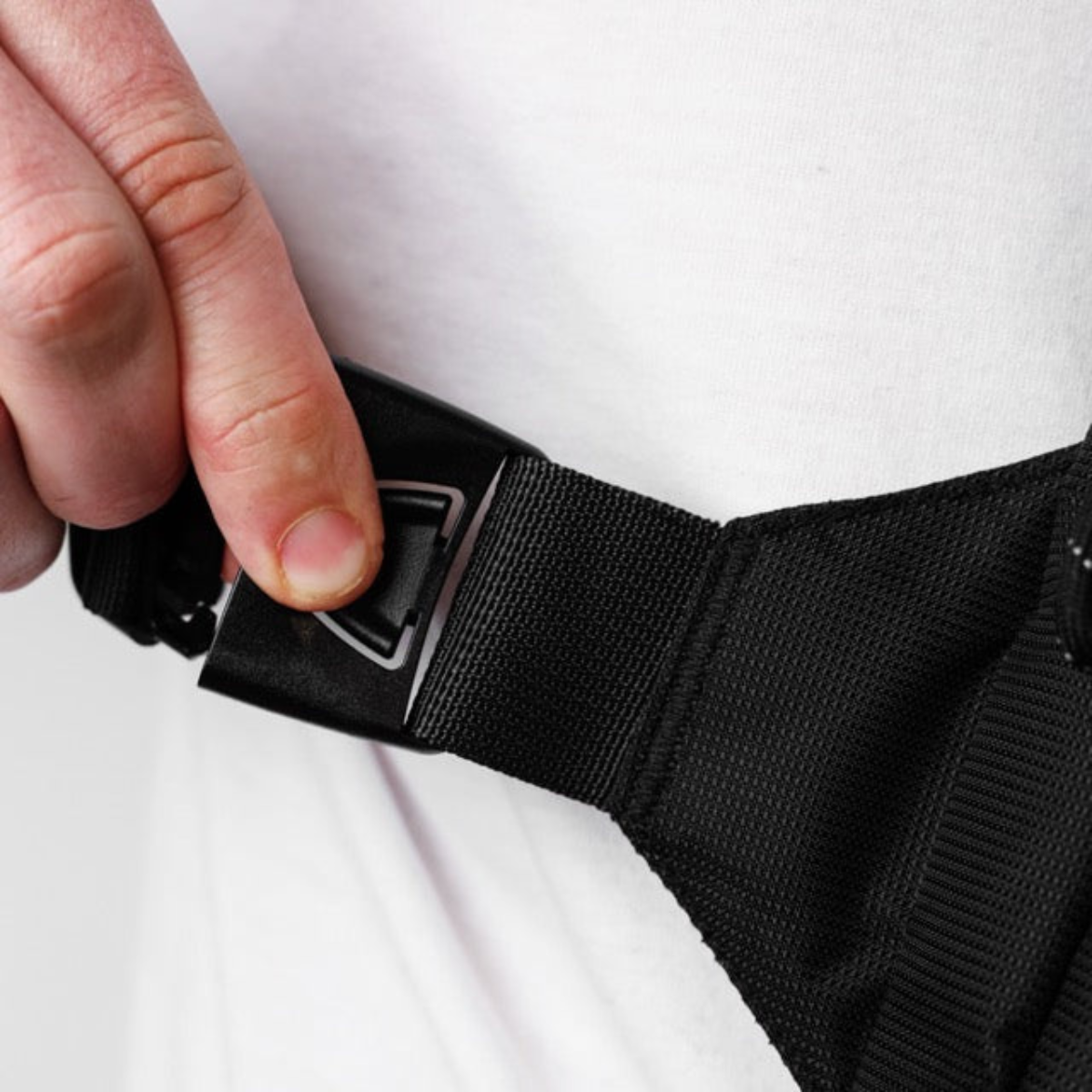 TRAVARA | Sling bag